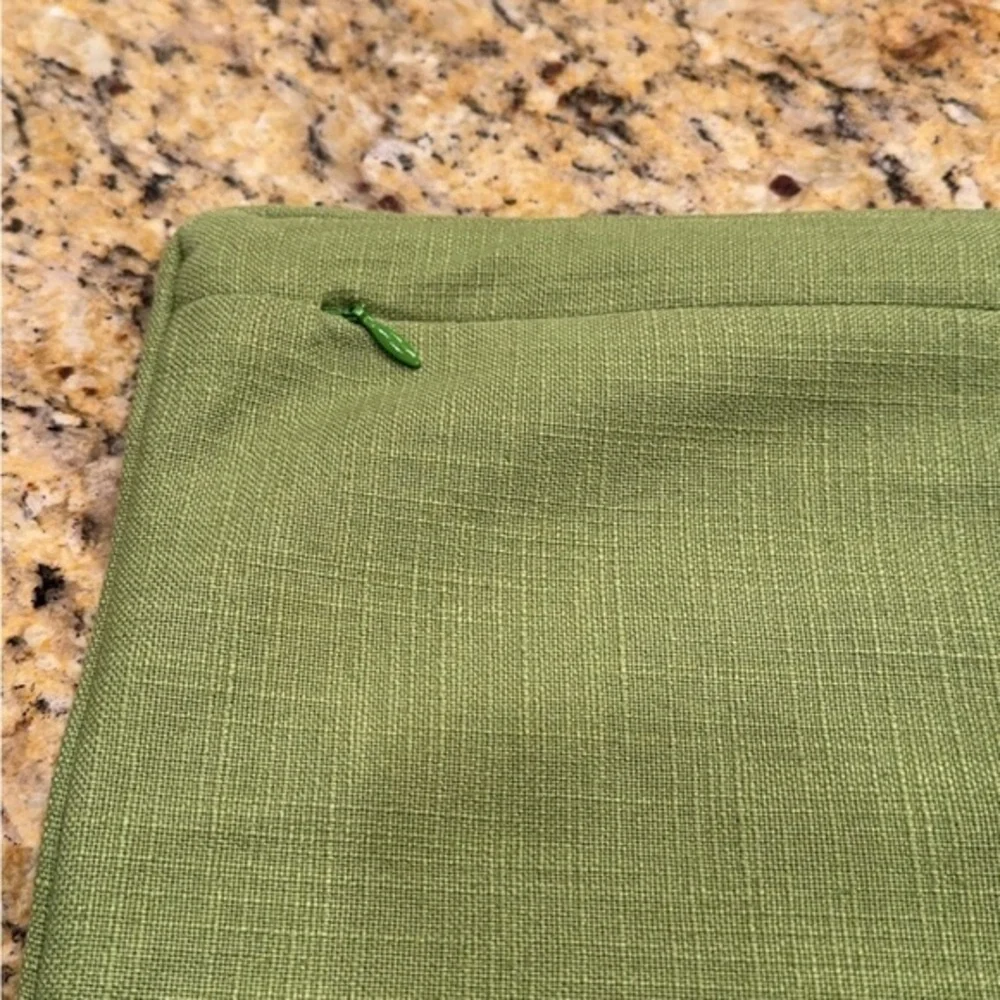 Williams Sonoma Interlock Geometric Greek Key Green‎ Pillow Cover 20x20